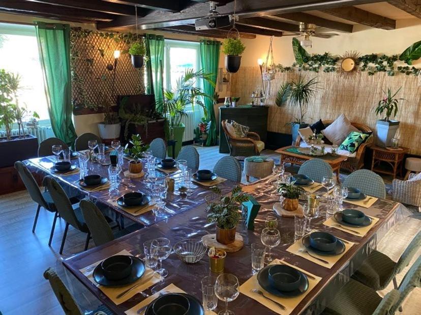 Hotel Restaurant Le Chanel Villieu Eksteriør billede